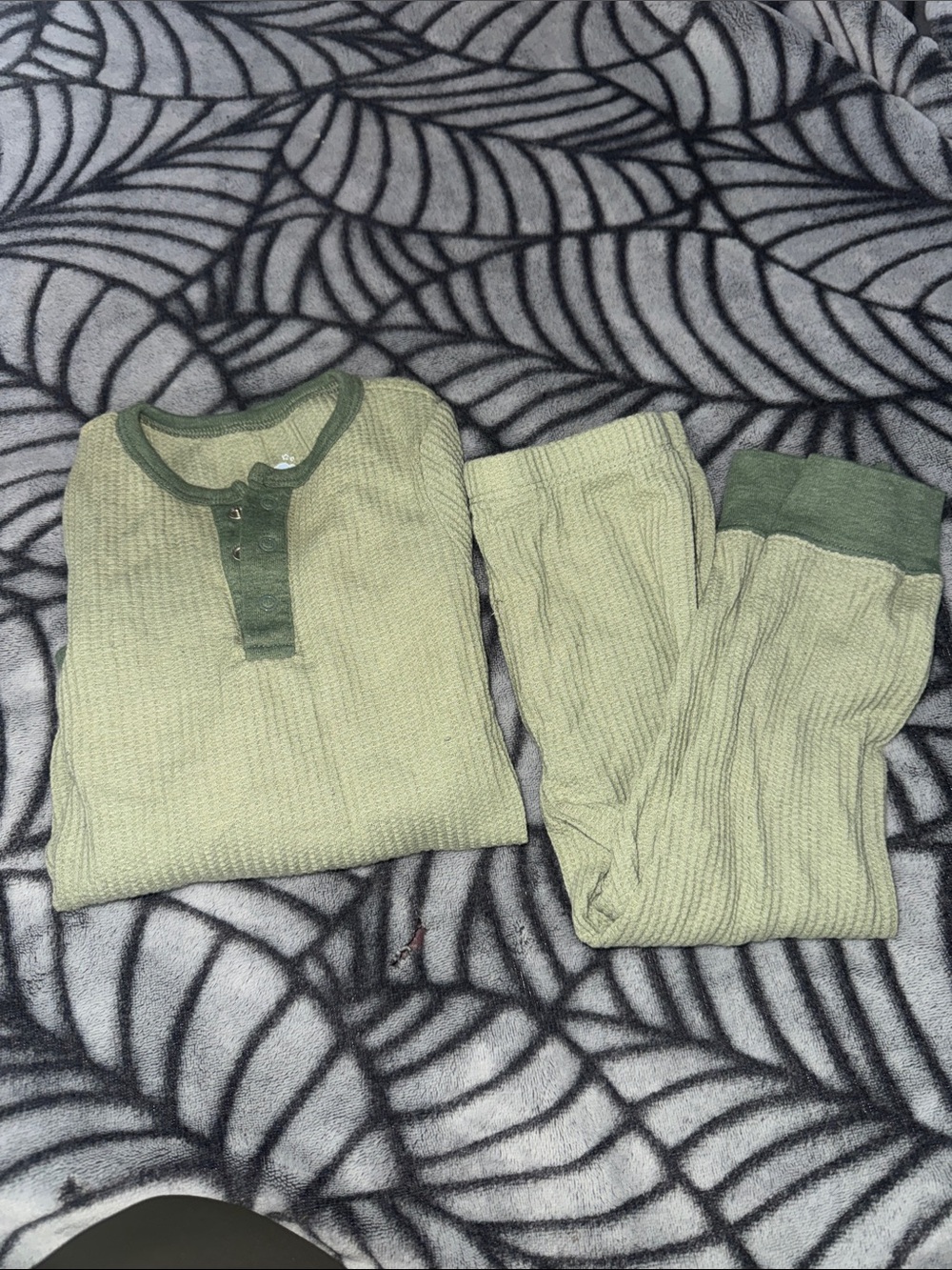 Green waffle 18 mos baby outfit